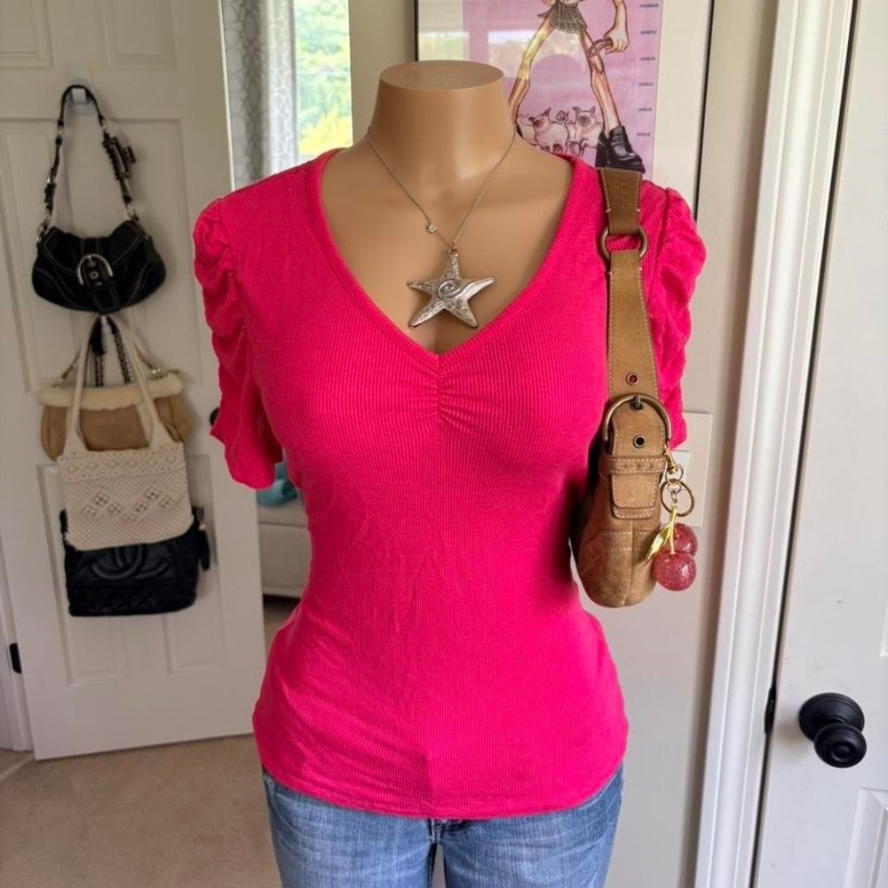 y2k 2000s floral lace back hot pink ruched sleeve top